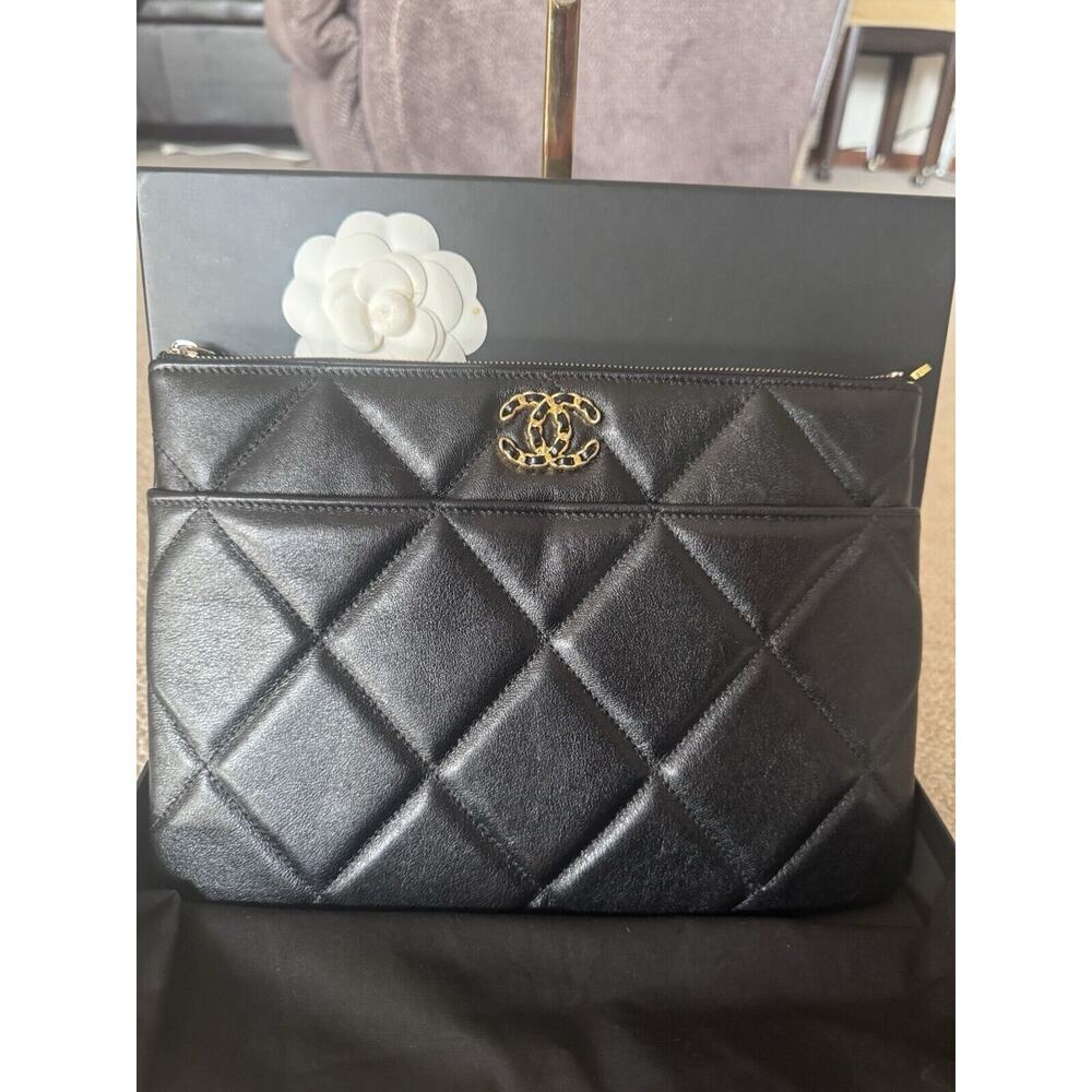 CHANEL 19 Quilted CC Pouchette Clutch Bag Lambskin Leather Black